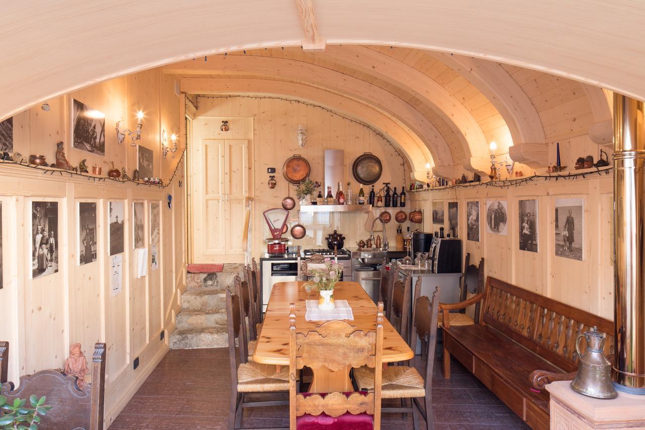 R&B La Gerla Blu Bed & Breakfast Tolmezzo Bagian luar foto